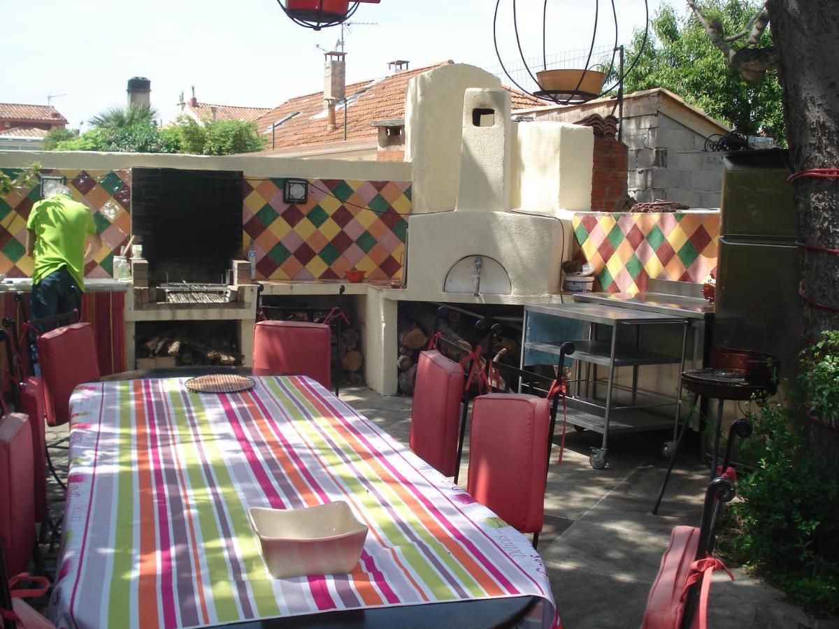 Appartement En Sous Sol De Villa Avec Acces Jardin Et Piscine Marsilia Exterior foto